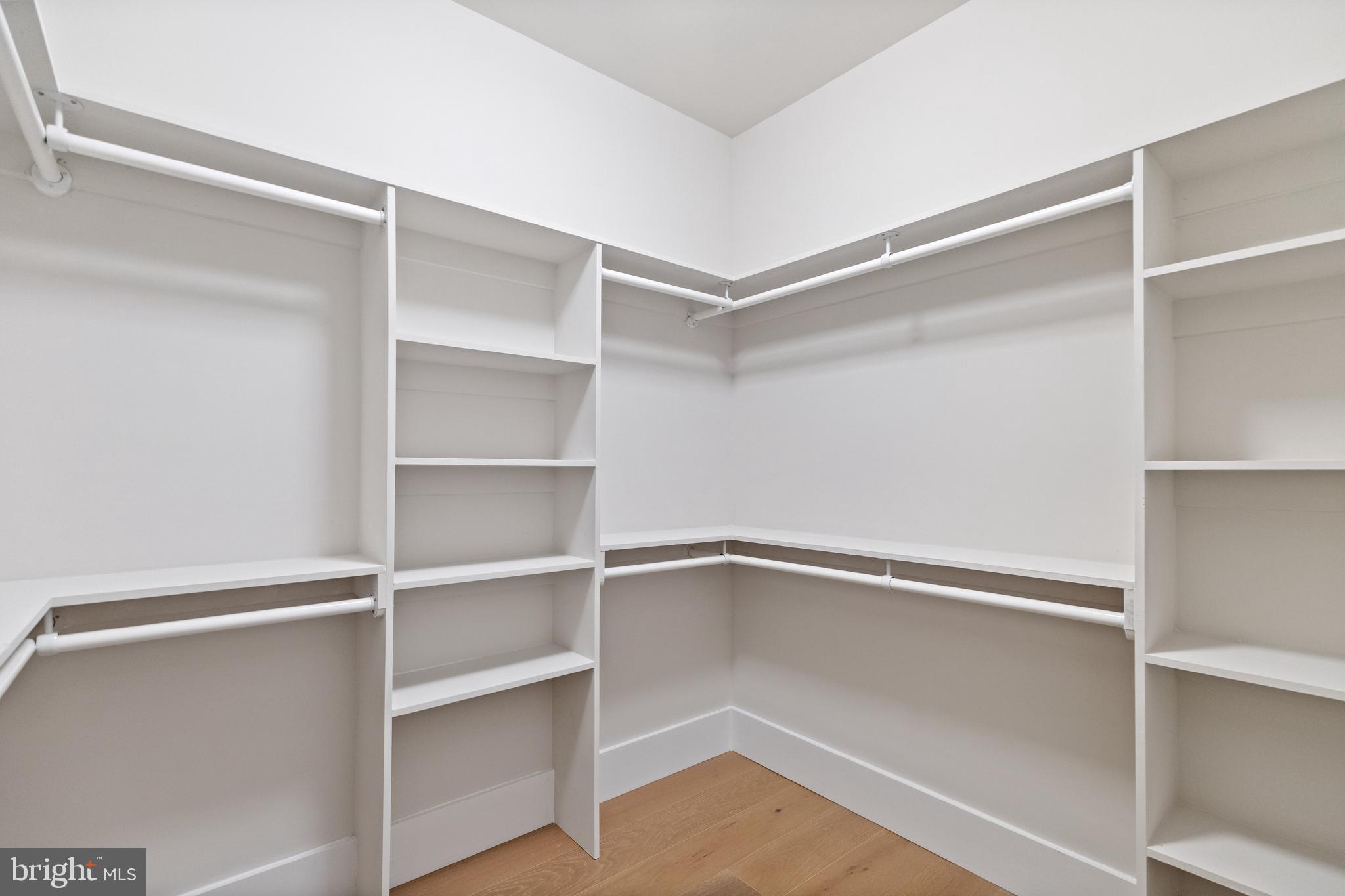 2715 Colt Run Road Oakton, VA 22124 - Photo 31 of 79