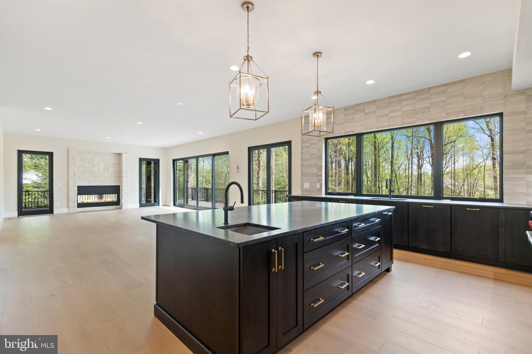 2715 Colt Run Road Oakton, VA 22124 - Photo 5 of 79