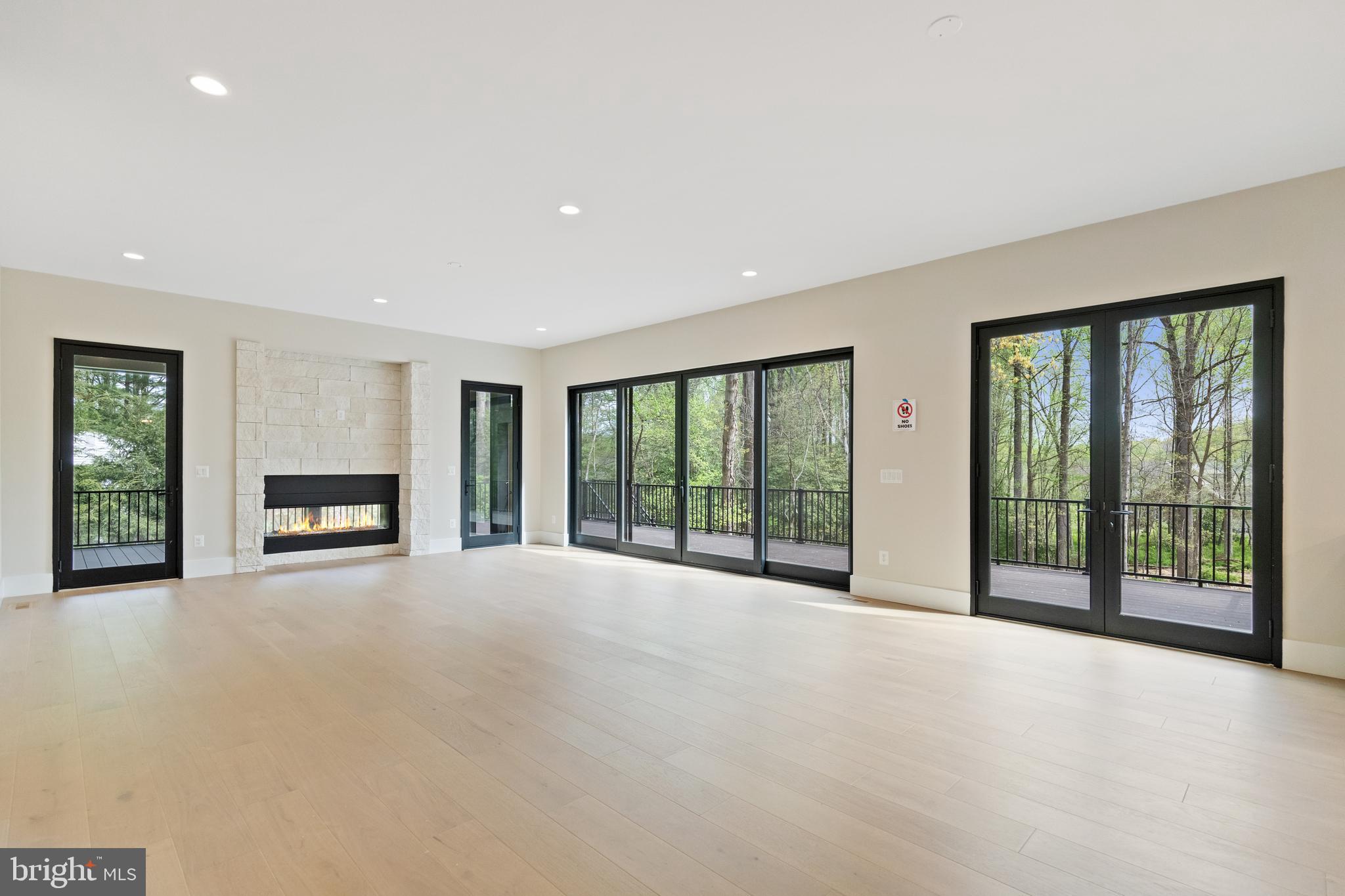 2715 Colt Run Road Oakton, VA 22124 - Photo 6 of 79