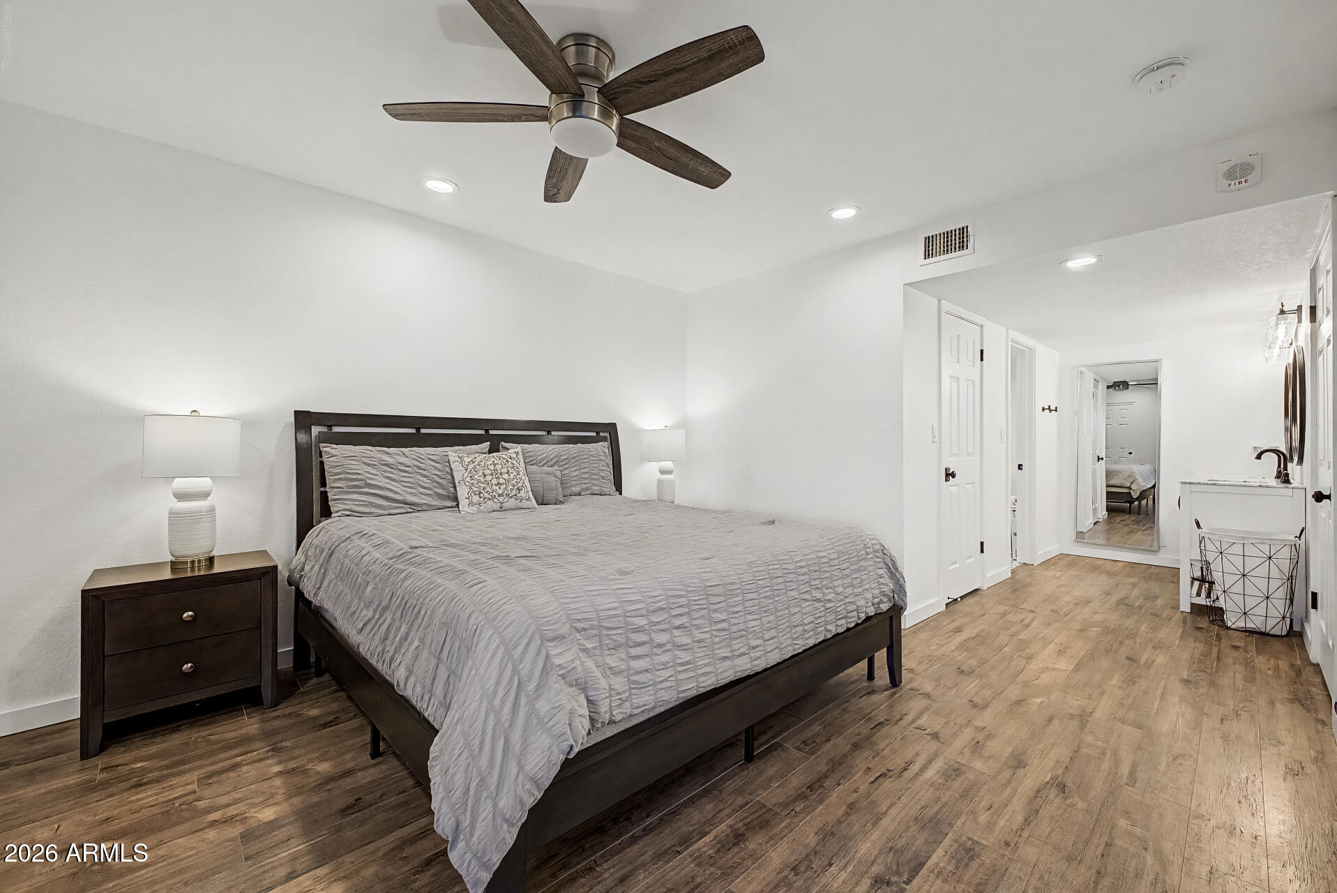 4303 East Cactus Road, Unit 225 Phoenix, AZ 85032 - Photo 8 of 20 15 Cactus
