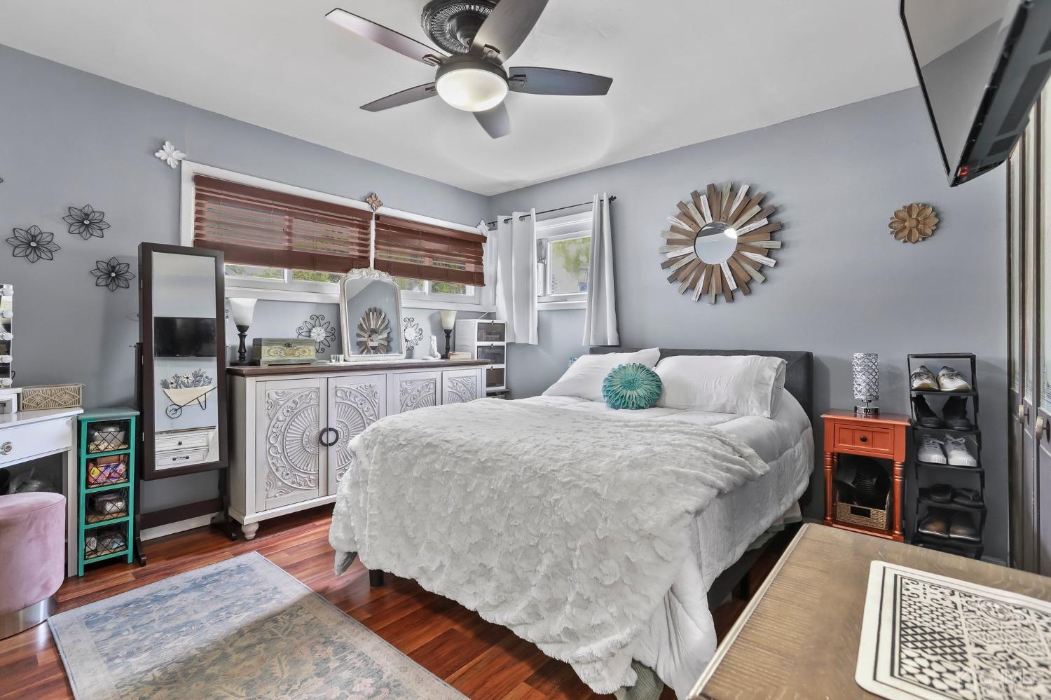 26 Sunrise Road Old Bridge, NJ 08857 - Photo 21 of 33 a spacious bedroom with a bed and a large window