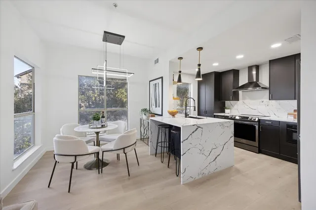 $349,700 | 6000 Shepherd Mountain Cove, Unit 1916, Austin, TX 78730