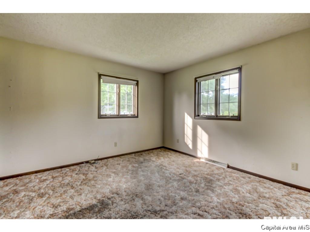 35 Country Towne Road Springfield, IL 62712 - Photo 21 of 36