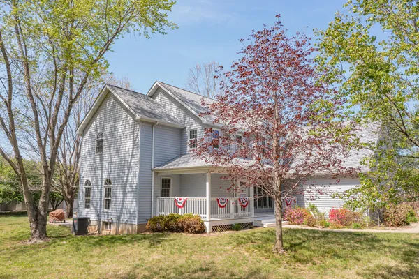 $485,000 | 18749 North Tolle Lane, Mount Vernon, IL 62864