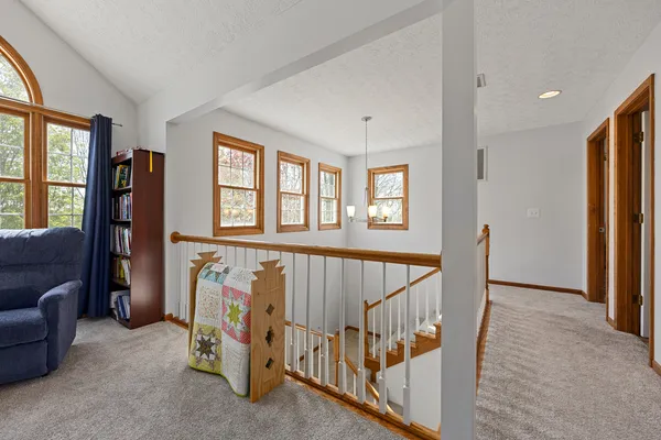 $485,000 | 18749 North Tolle Lane, Mount Vernon, IL 62864