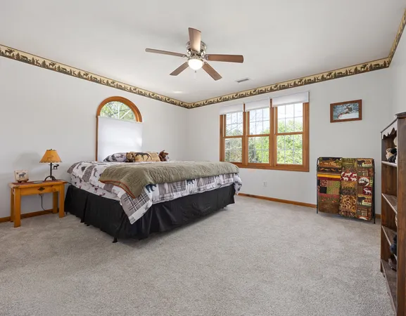 $485,000 | 18749 North Tolle Lane, Mount Vernon, IL 62864