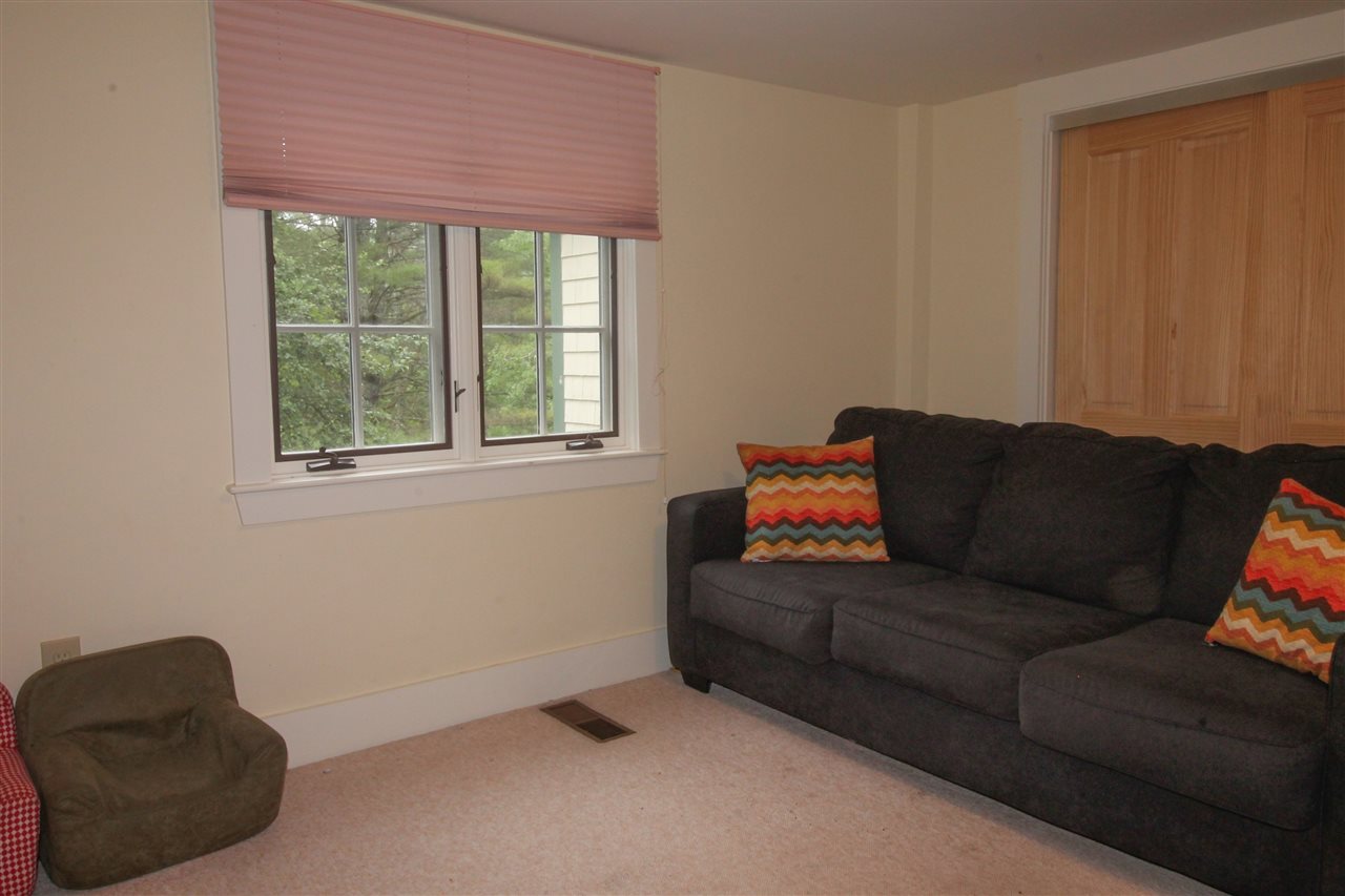209 Ravenwood Road Vershire, VT 05083 - Photo 12 of 32