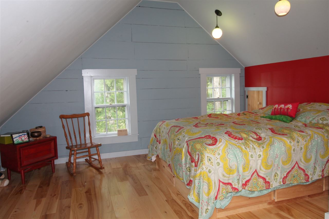 209 Ravenwood Road Vershire, VT 05083 - Photo 14 of 32