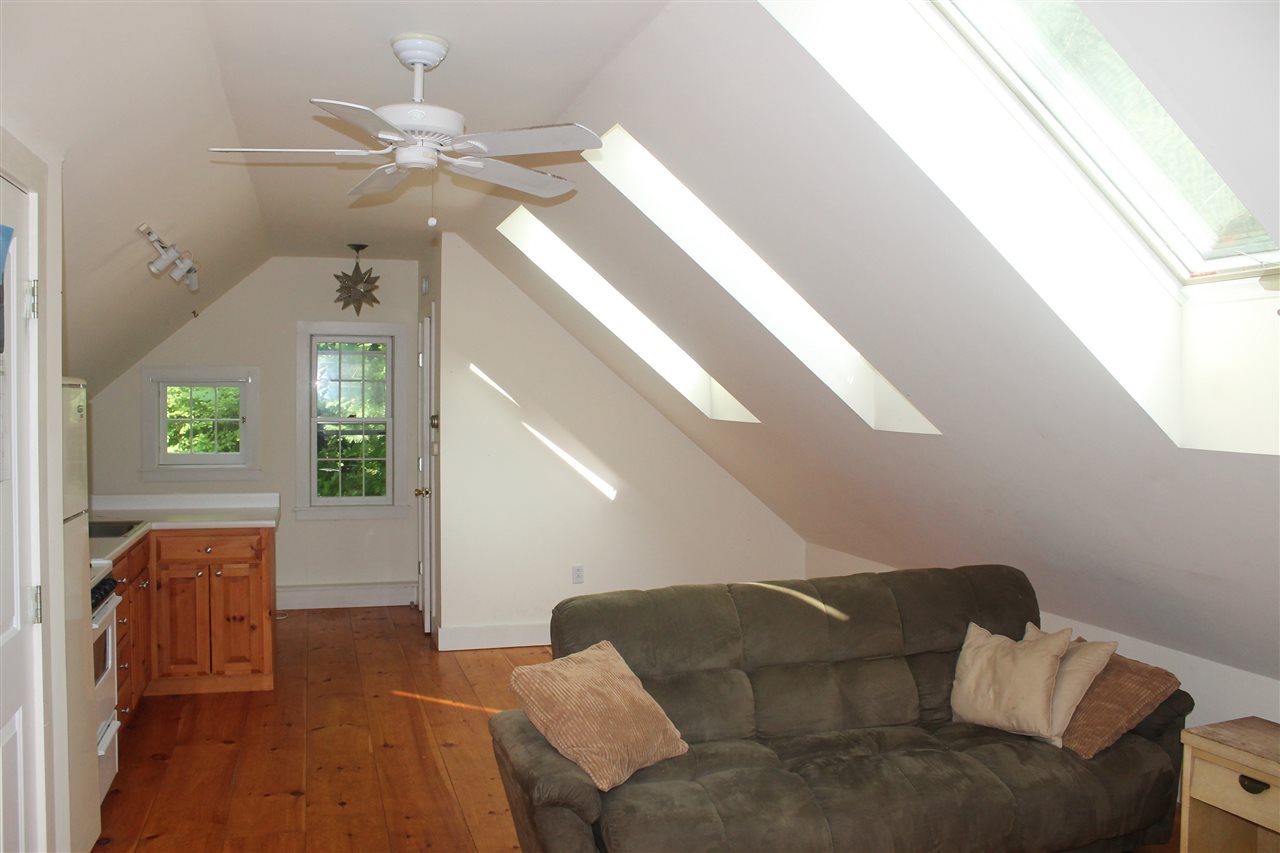 209 Ravenwood Road Vershire, VT 05083 - Photo 19 of 32