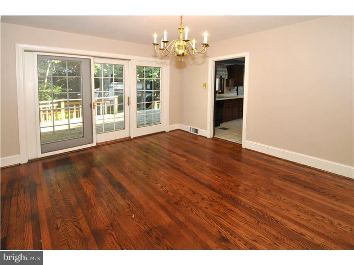 1123 Hagues Mill Road Ambler, PA 19002 - Photo 5 of 25 Dining Room