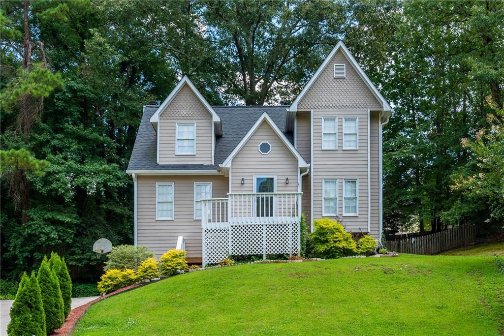 3095 Milford Chase Southwest Marietta, GA 30008 - Photo 1 of 1 This immaculately kept, spacious front yard will welcome you home.