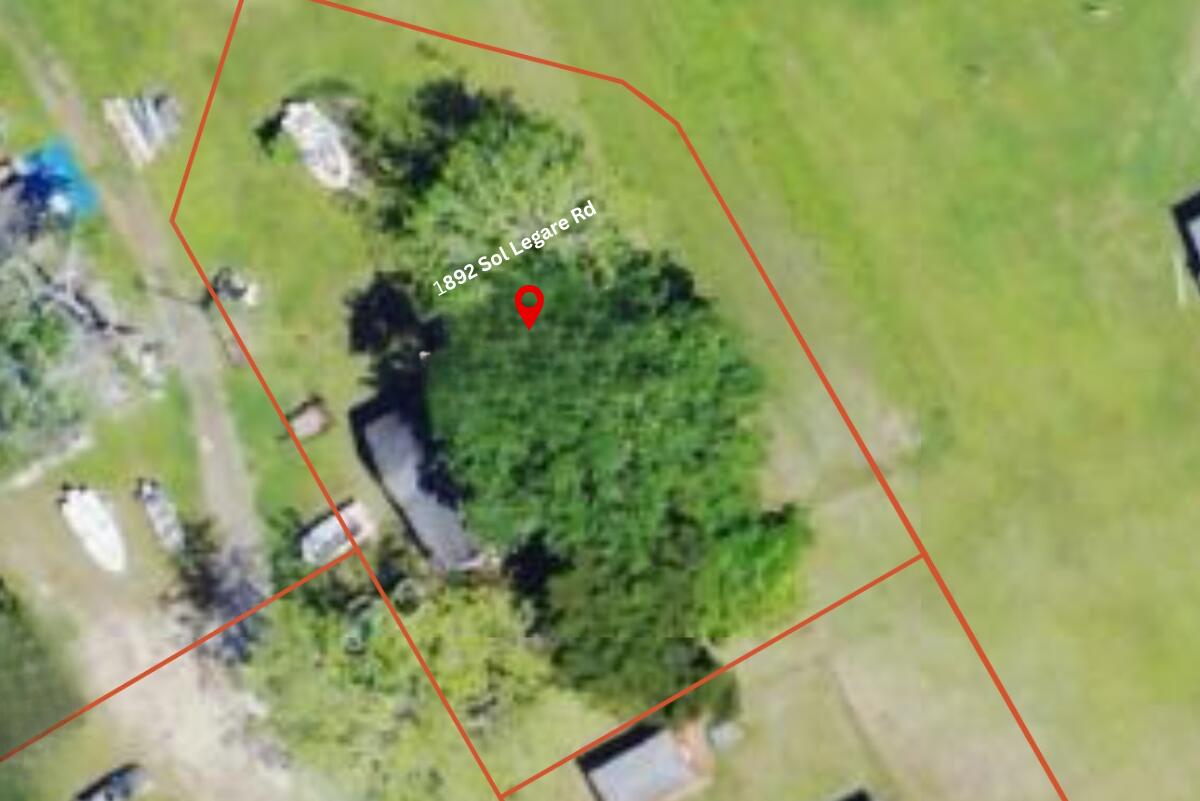 1892 State Rd S-10-432 Charleston, SC 29412 - Photo 2 of 2 1892 Sol Legare