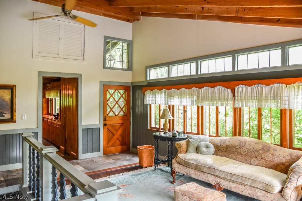 376 Bramble Road Southwest Carrollton, OH 44615 - Photo 3 of 30 Stunning sunroom entrance with vaulted ceilings!