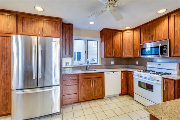 14 Margaret Road Newton, MA 02461 - Photo 10 of 24 Gallery Image 10