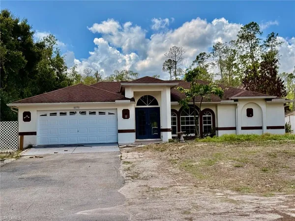 $524,900 | 4070 Golden Gate Boulevard East, Naples, FL 34120