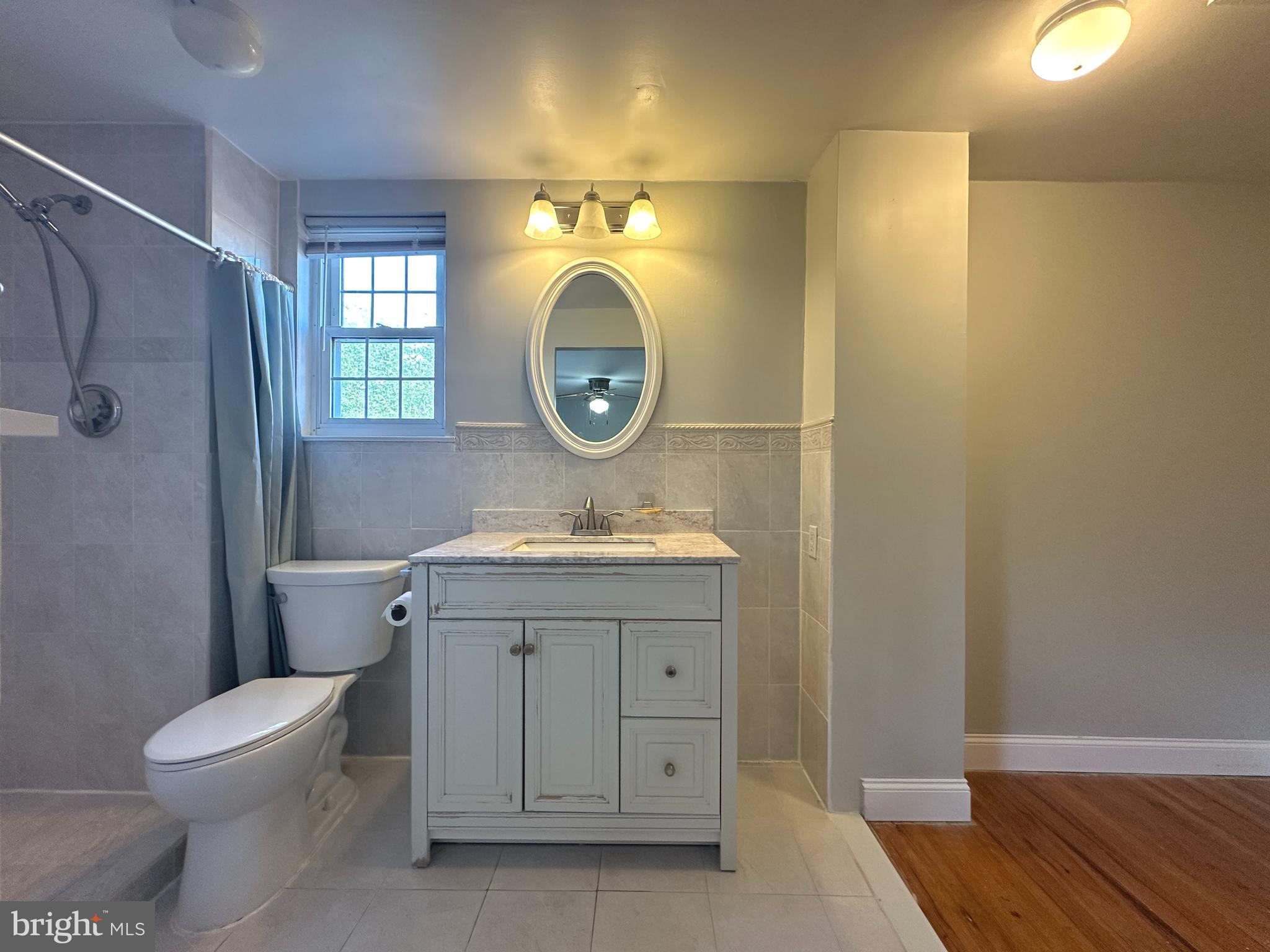 746 Susquehanna Road Philadelphia, PA 19111 - Photo 17 of 40 Gallery Image 17