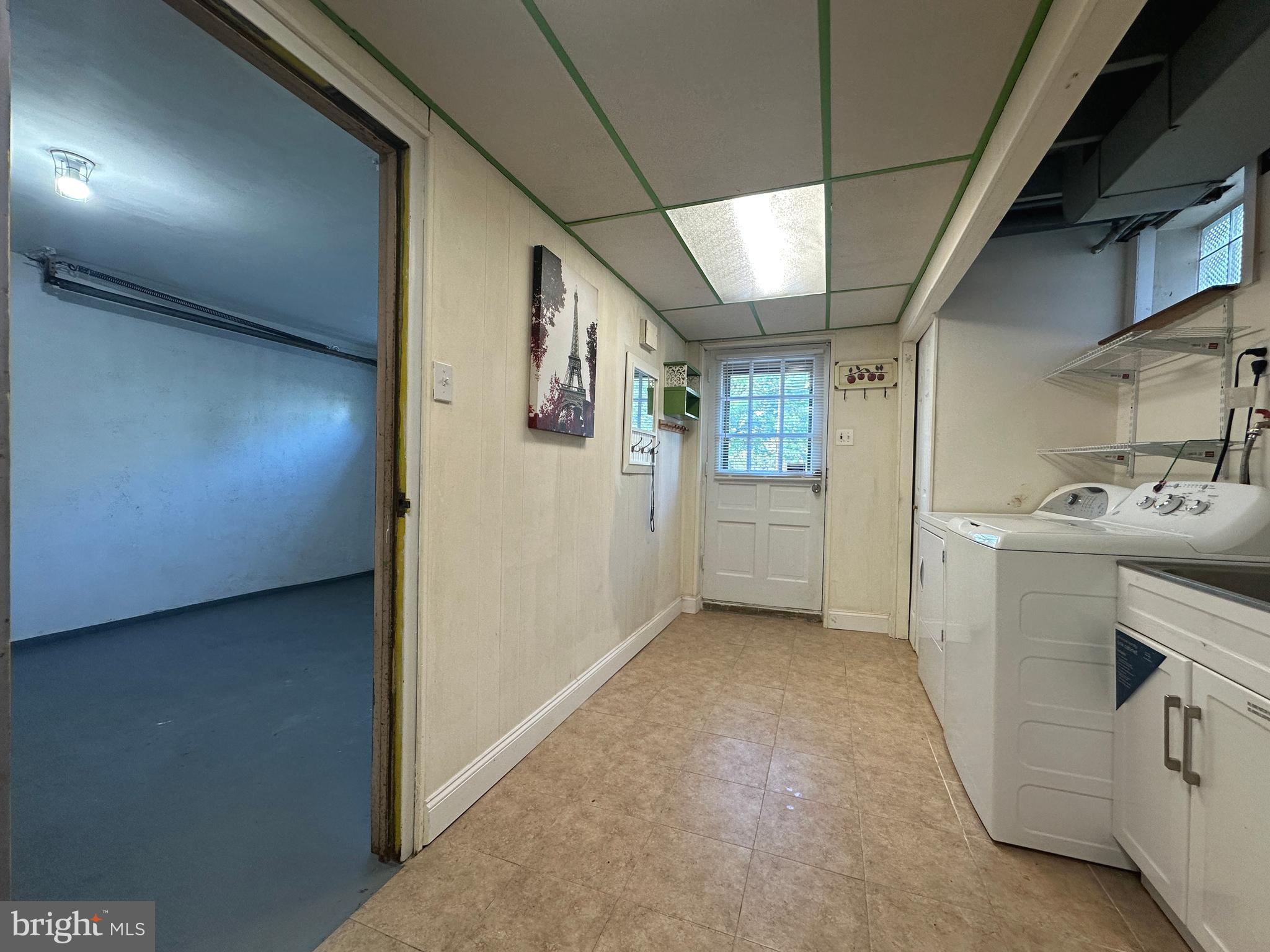 746 Susquehanna Road Philadelphia, PA 19111 - Photo 34 of 40 Gallery Image 34
