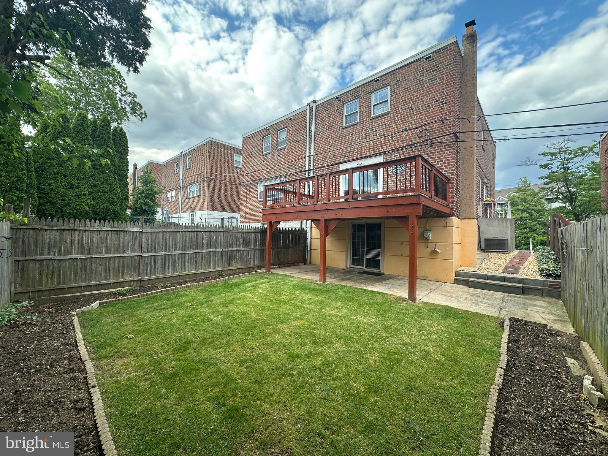 746 Susquehanna Road Philadelphia, PA 19111 - Photo 36 of 40 Gallery Image 36