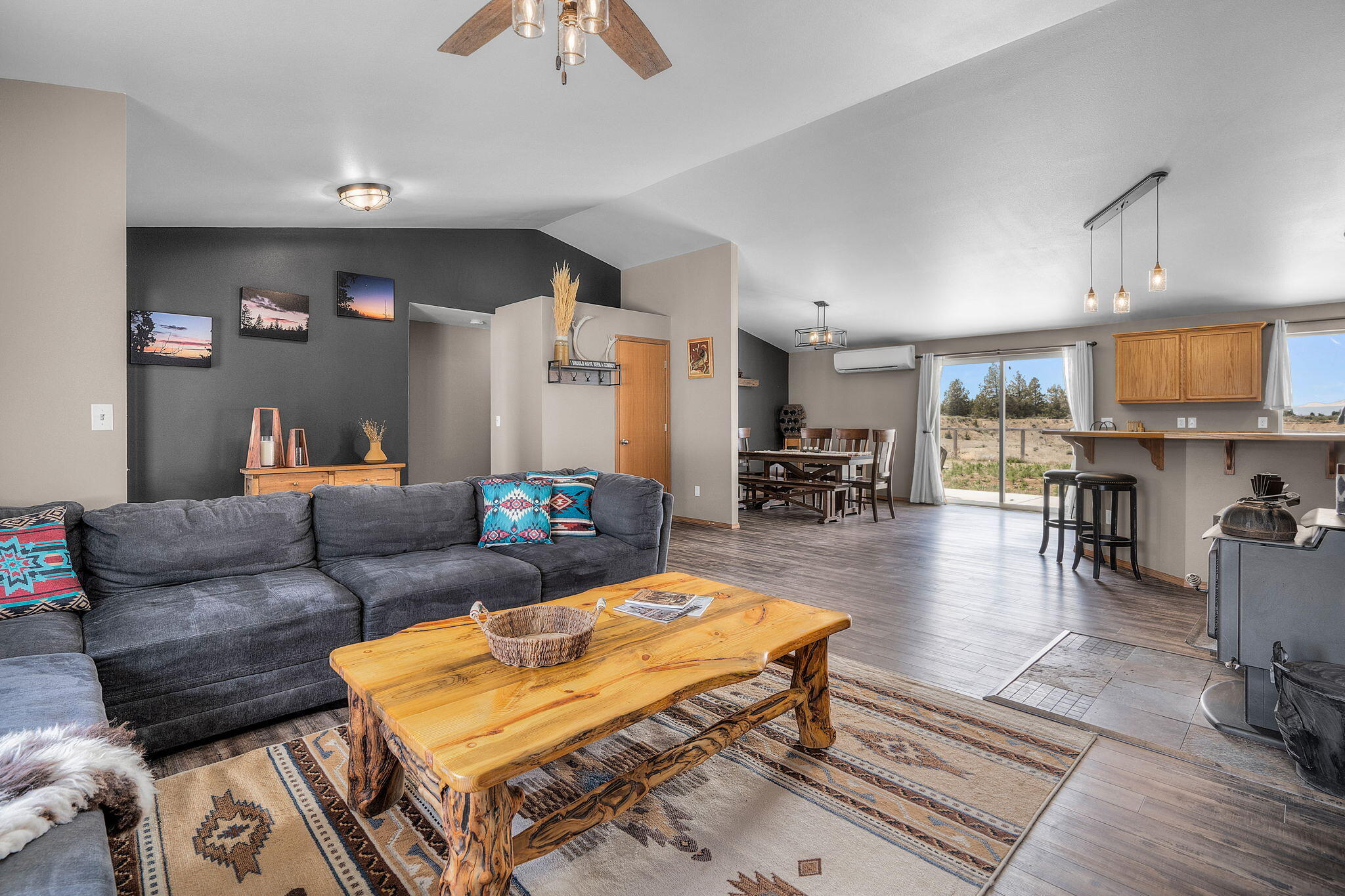 26291 Willard Road Bend, OR 97701 - Photo 15 of 44 2025_05_15_23291_willard_road-14