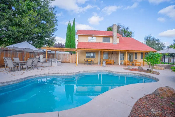 $579,900 | 2149 Mc Kinley Court, Los Banos, CA 93635