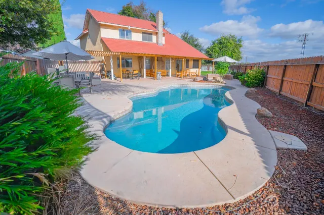 $585,000 | 2149 Mc Kinley Court, Los Banos, CA 93635