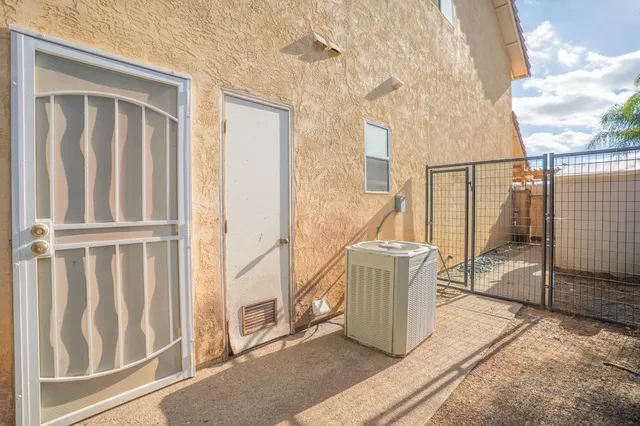 $585,000 | 2149 Mc Kinley Court, Los Banos, CA 93635