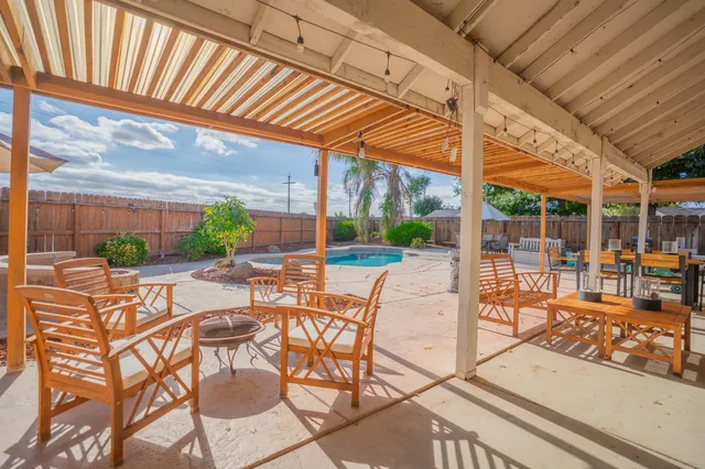 $585,000 | 2149 Mc Kinley Court, Los Banos, CA 93635