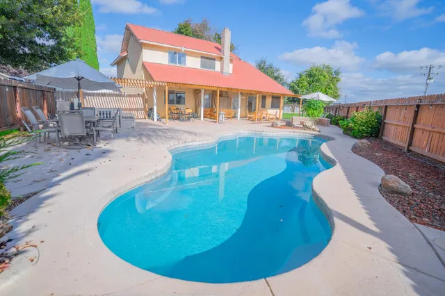 $585,000 | 2149 Mc Kinley Court, Los Banos, CA 93635