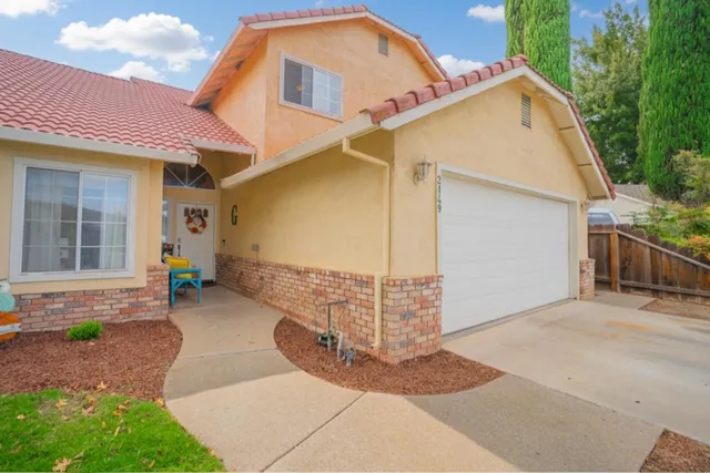 a view of a outdoor space