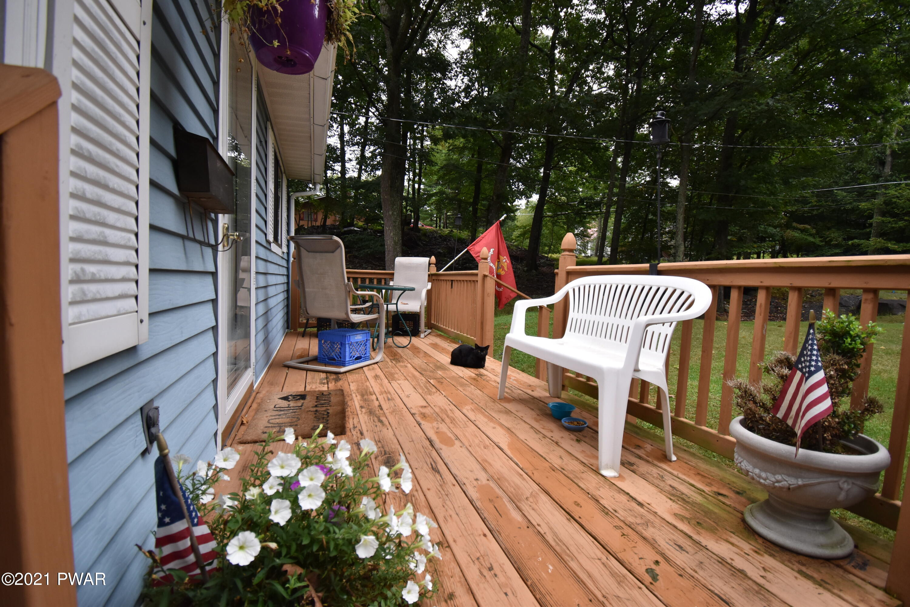 123 Autumn Road Dingmans Ferry, PA 18328 - Photo 3 of 19 Front deck