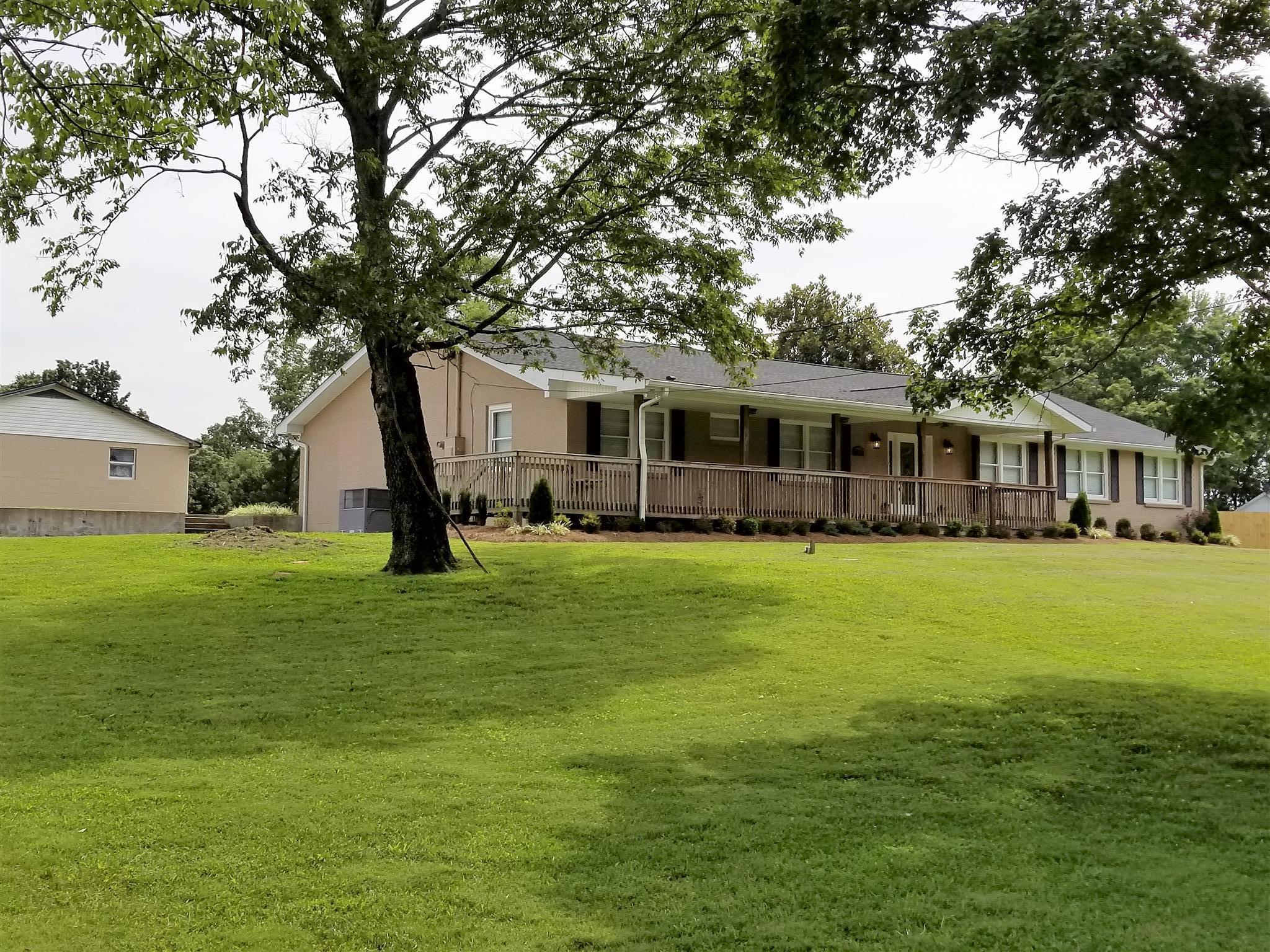 2948 Greer Road Goodlettsville, TN 37072 - Photo 2 of 14 Gallery Image 2