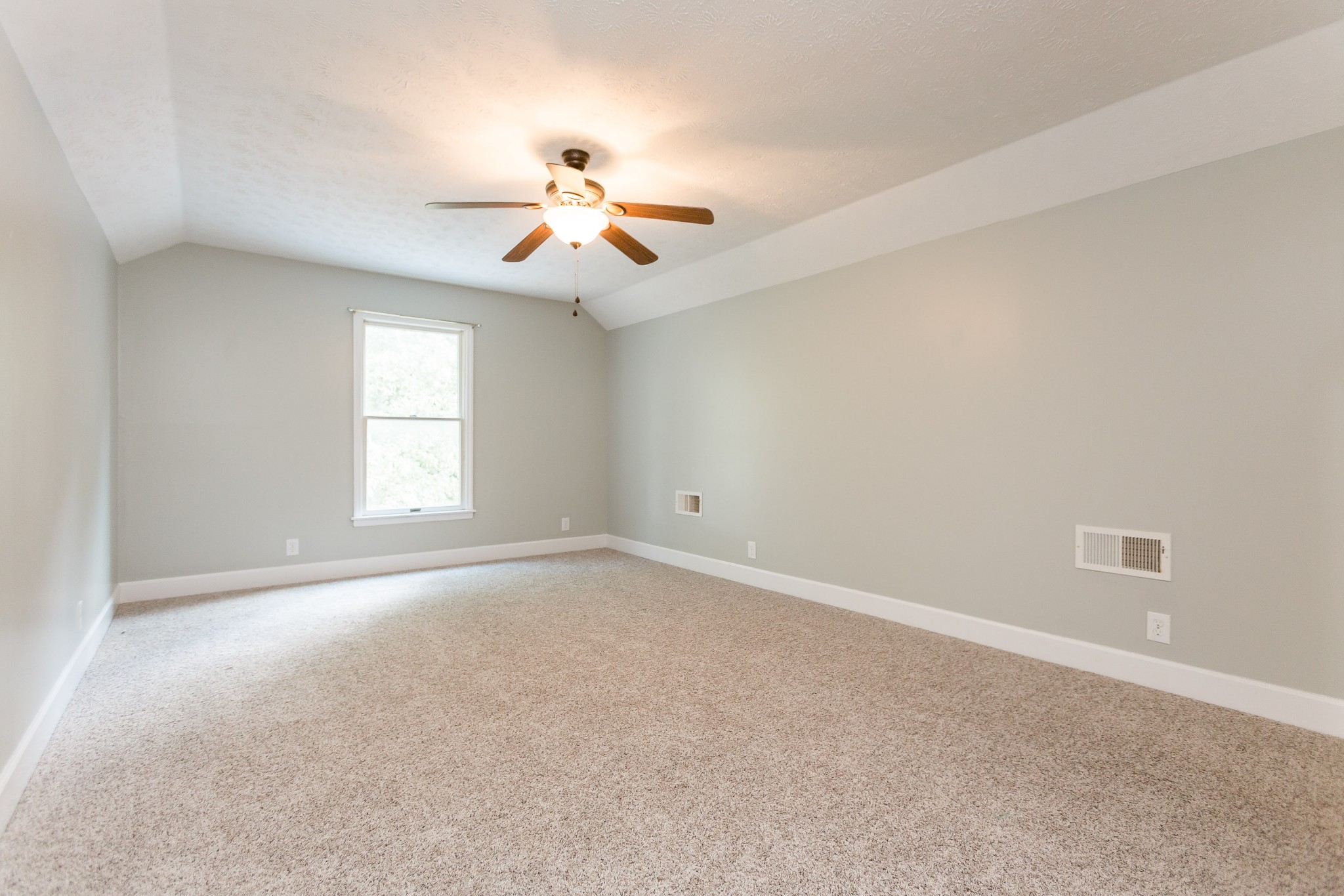 357 Blue Door Road Portland, TN 37148 - Photo 22 of 46 a view of an empty room with a window