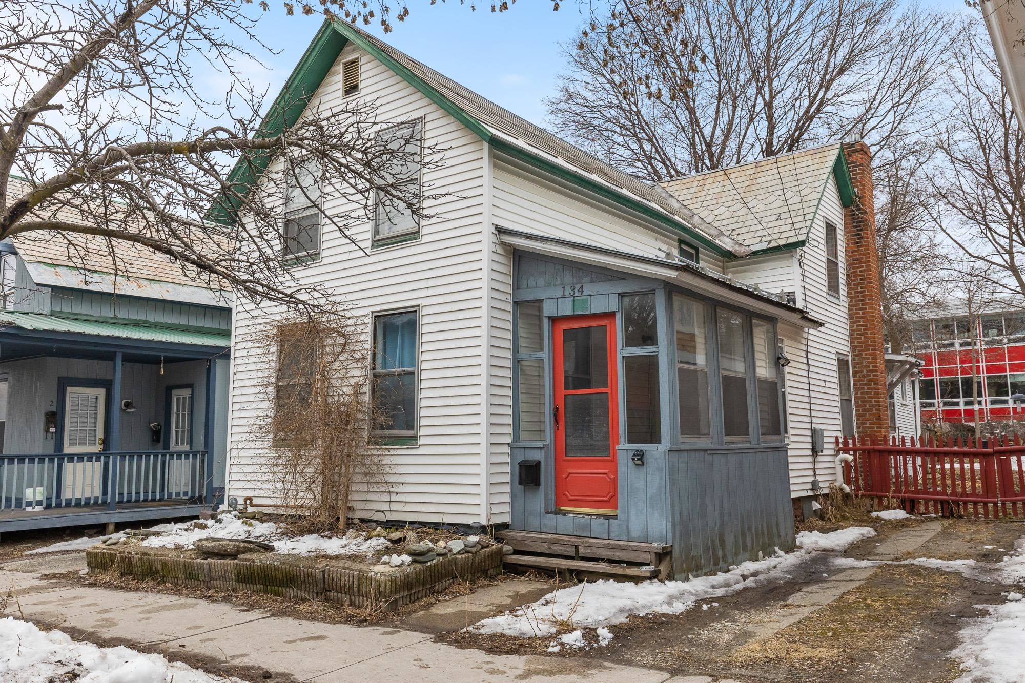 134 North Champlain Street Burlington, VT 05401 - Photo 1 of 40