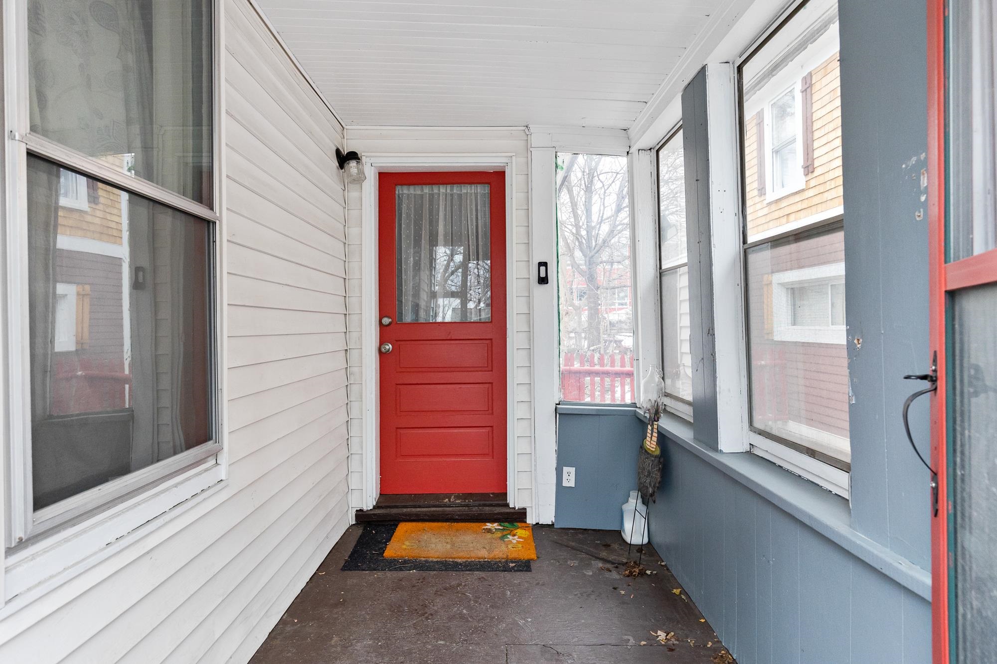 134 North Champlain Street Burlington, VT 05401 - Photo 3 of 40