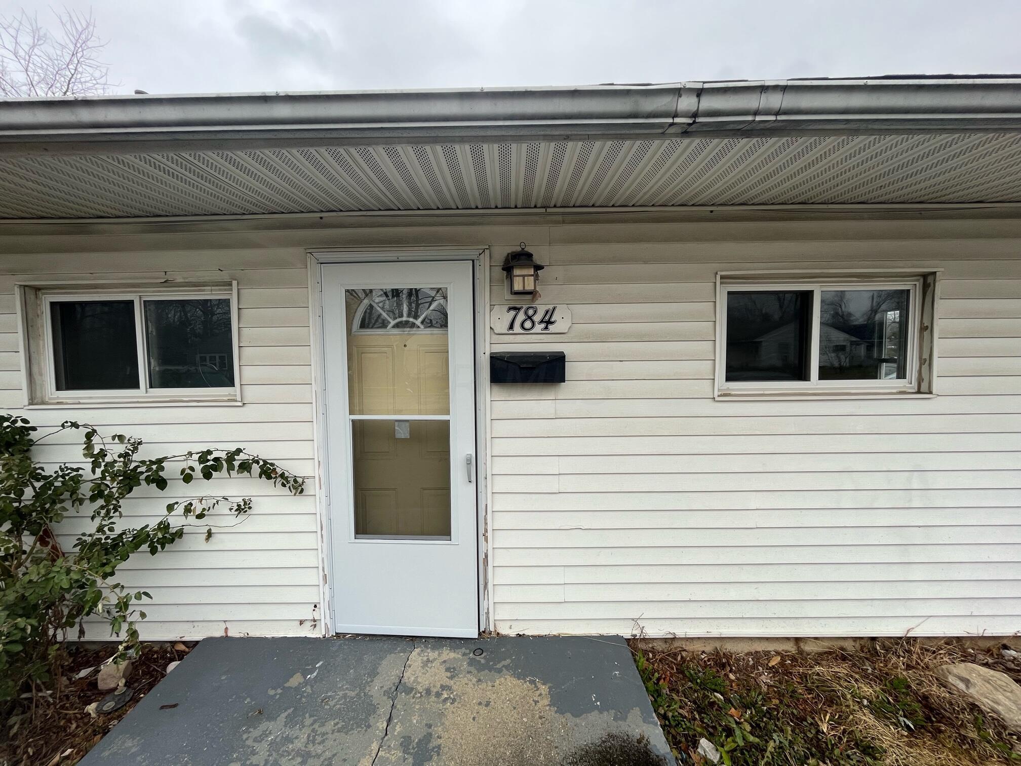 784 Derrer Road Columbus, OH 43204 - Photo 1 of 7 image6