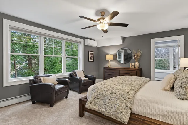 $1,100,000 | 34 Newfield Road, Freeport, ME 04032