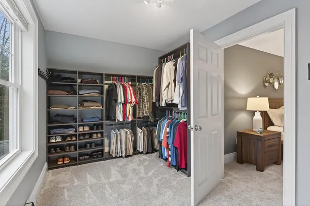 $1,100,000 | 34 Newfield Road, Freeport, ME 04032