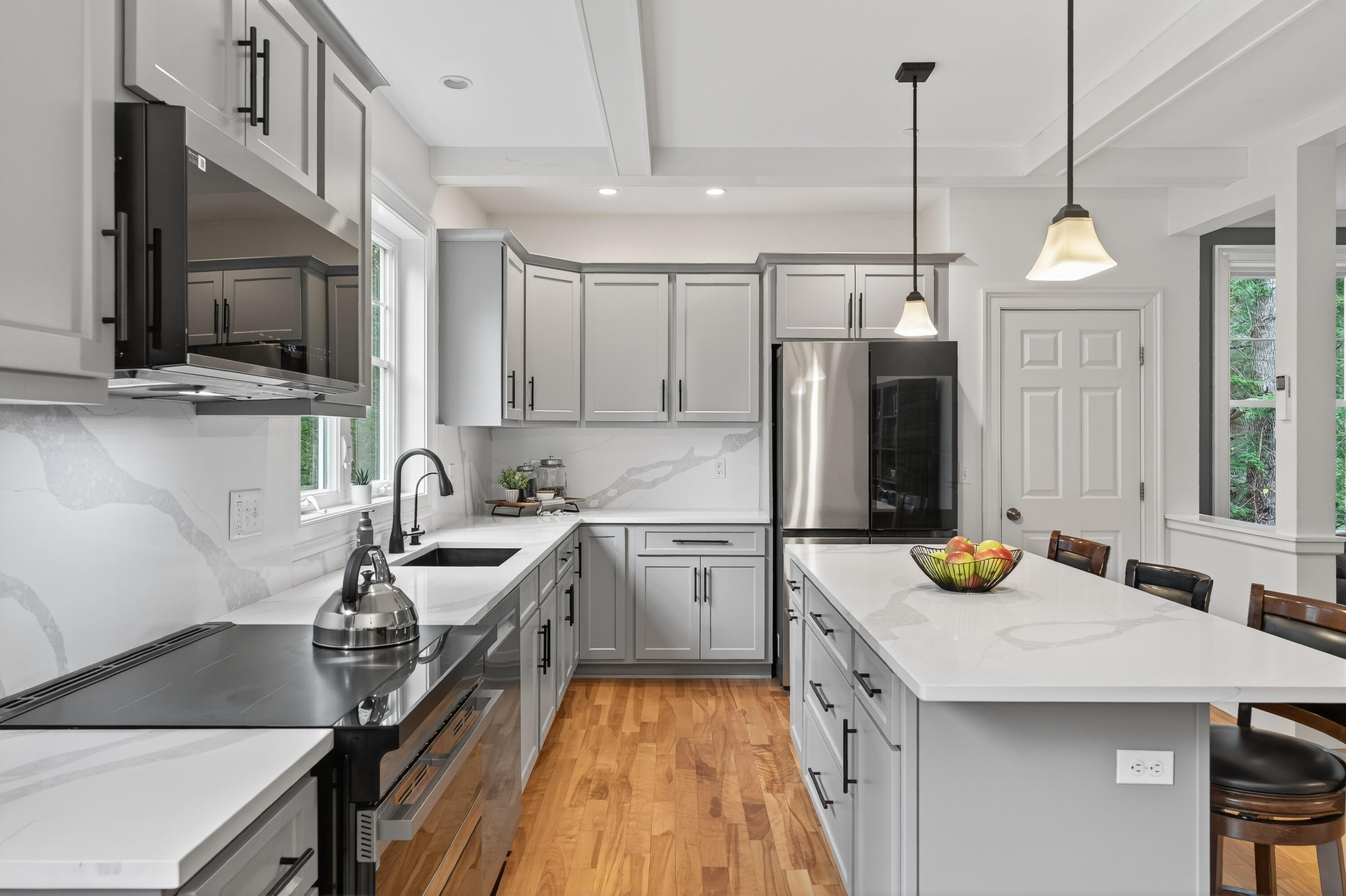 34 Newfield Road Freeport, ME 04032 - Photo 10 of 48 119_34 Newfield Rd_MorneauStudios_print