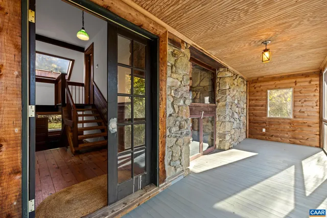 a view of livingroom with furniture and wooden floor
