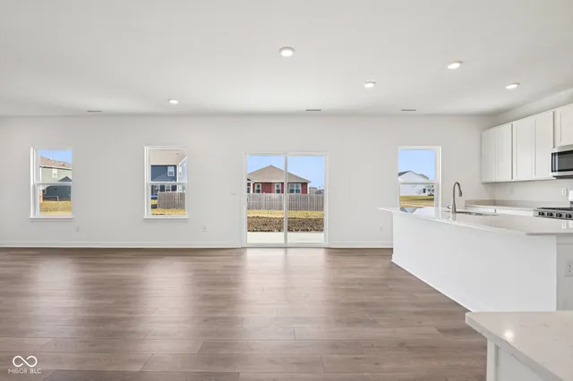 $462,900 | 2599 Kingman Drive, Whitestown, IN 46075