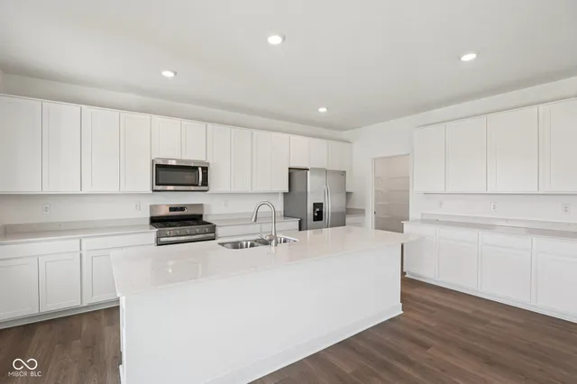 $462,900 | 2599 Kingman Drive, Whitestown, IN 46075