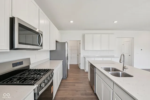 $462,900 | 2599 Kingman Drive, Whitestown, IN 46075