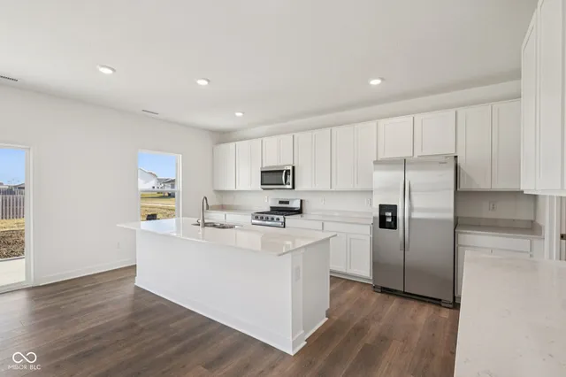 $462,900 | 2599 Kingman Drive, Whitestown, IN 46075