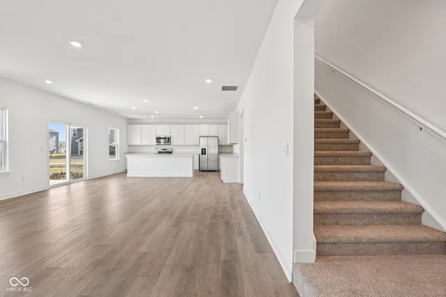 $462,900 | 2599 Kingman Drive, Whitestown, IN 46075