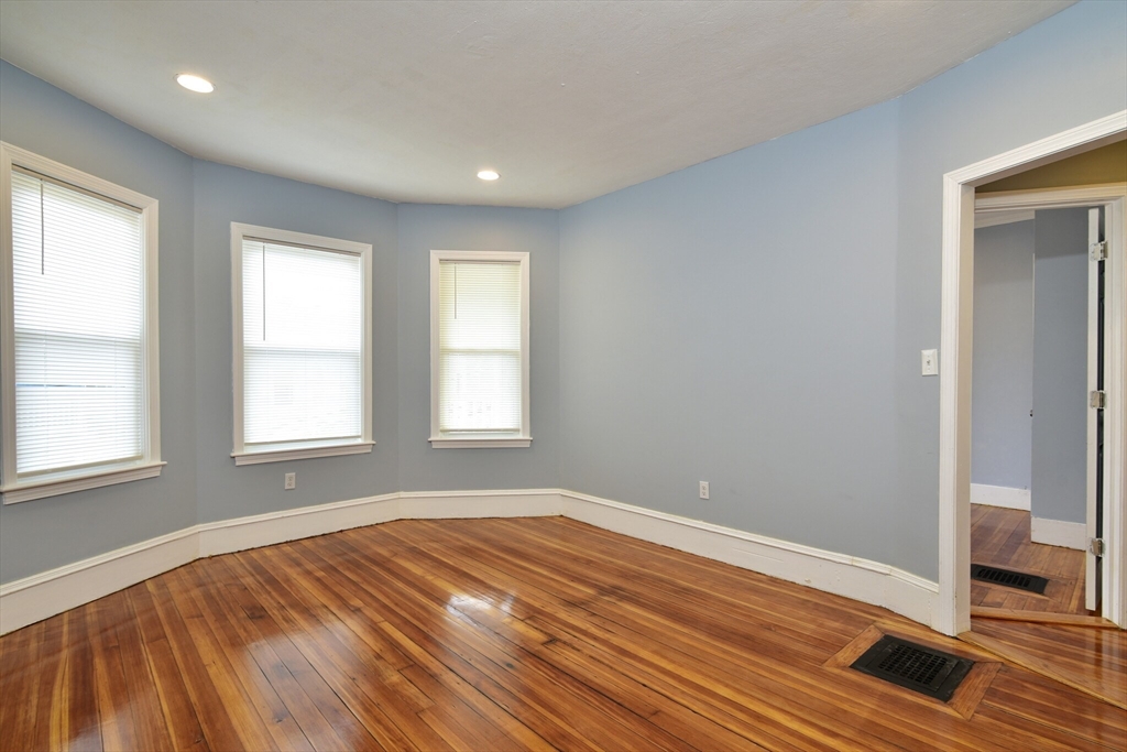 9 Nightingale Street, Unit 2 Boston, MA 02124 - Photo 7 of 18