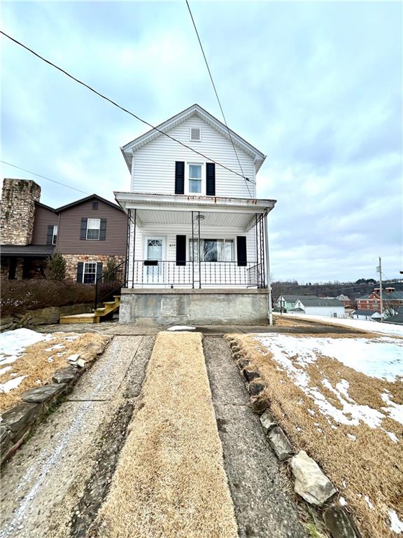 428 5th Street California, PA 15419 - Photo 2 of 27 Space to park a car.