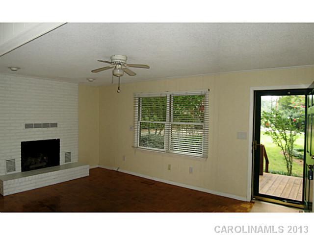 120 Spring Street Davidson, NC 28036 - Photo 4 of 16