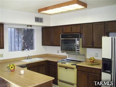 3420 North Eagle Road Tucson, AZ 85750 - Photo 3 of 13 Gallery Image 3