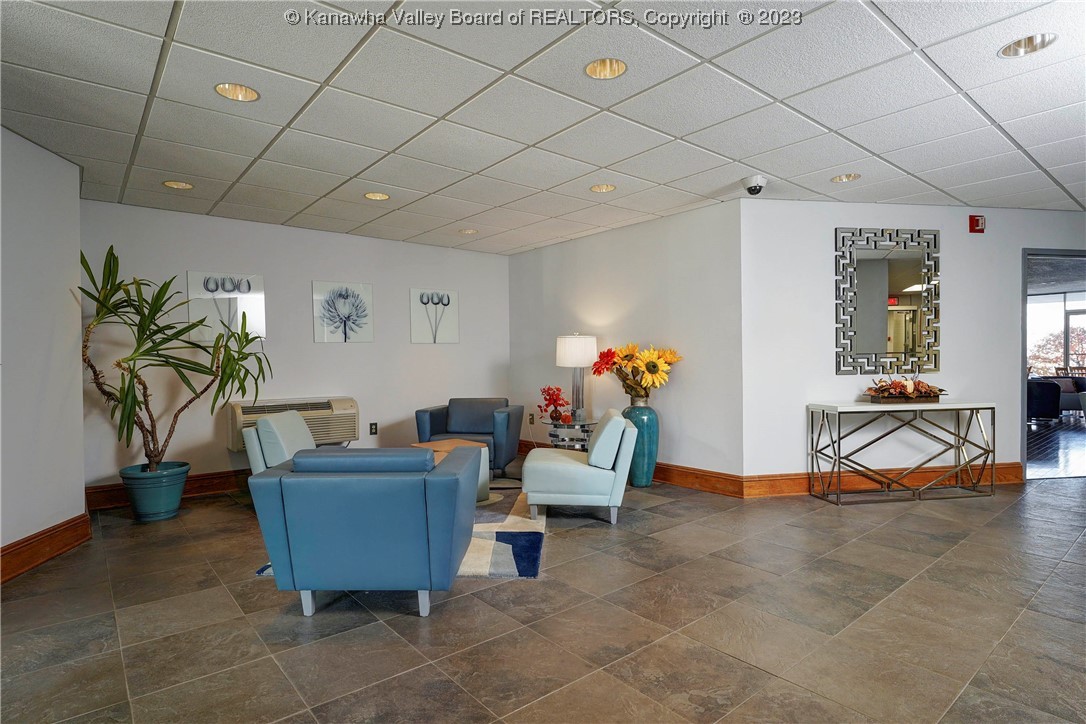 1800 Roundhill Road, Unit 706 Charleston, WV 25314 - Photo 23 of 34 Gallery Image 23