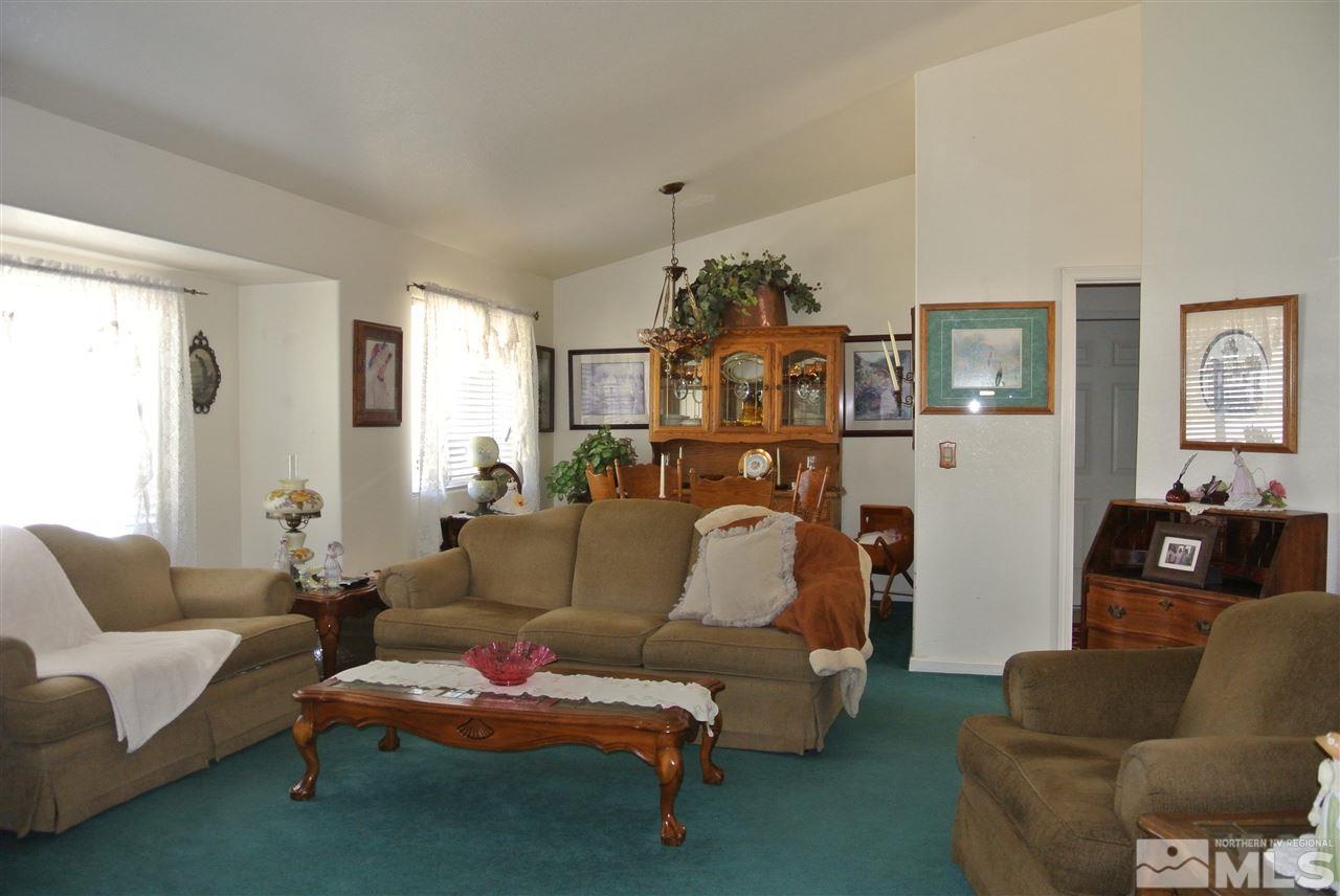 8485 Mohawk Lane Reno, NV 89506 - Photo 3 of 20 Photo 3